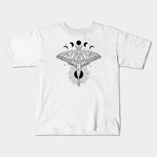 Spanish Luna Moth - Graellsia isabellae Kids T-Shirt